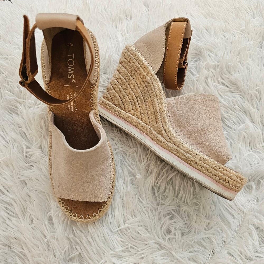TOMS Marisol Beige Suede Strappy Wedge Espadrille Sandals Size 7